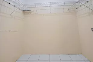 1055 NW 83rd Ave, Plantation, FL 33322 - Photo 23