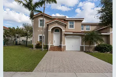 13861 SW 273rd Ter, Homestead, FL 33032 - Photo 1