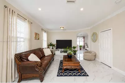 13861 SW 273rd Ter, Homestead, FL 33032 - Photo 3