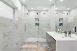 2388 Prairie Ave, Miami Beach, FL 33140 - Photo 35