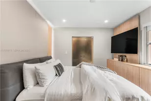 221 NE 44th St, Miami, FL 33137 - Photo 29