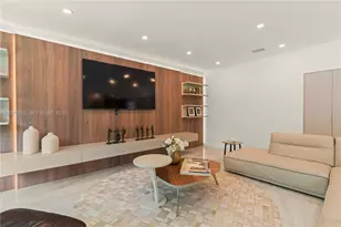 221 NE 44th St, Miami, FL 33137 - Photo 19