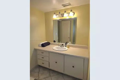1401 NE Miami Gardens Dr #685, Miami, FL 33179 - Photo 9
