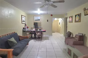 1401 NE Miami Gardens Dr, Miami, FL 33179 - Photo 3