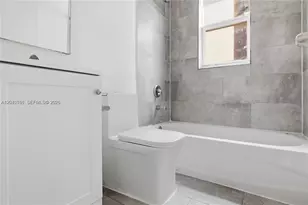 402 NW 12th Ave, Miami, FL 33128 - Photo 13