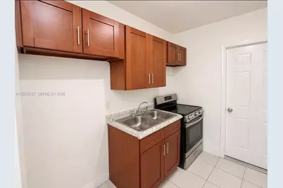 1041 NW 7th Ct, Hallandale Beach, FL 33009 - Photo 3
