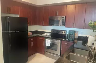 2401 NE 65th St, Fort Lauderdale, FL 33308 - Photo 5