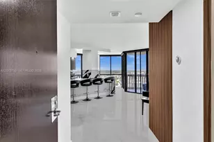 1000 W Island Blvd, Aventura, FL 33160 - Photo 23