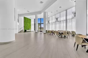 1000 W Island Blvd, Aventura, FL 33160 - Photo 53