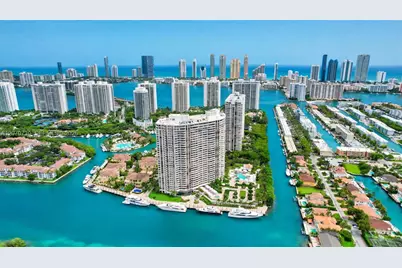 1000 W Island Blvd #1710, Aventura, FL 33160 - Photo 9