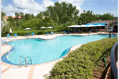 1000 W Island Blvd #1710, Aventura, FL 33160 - Photo 23
