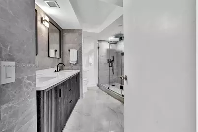 1000 W Island Blvd #1710, Aventura, FL 33160 - Photo 29