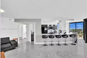 1000 W Island Blvd, Aventura, FL 33160 - Photo 3