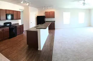 10408 Canal Brook Ln, Other City - In The State Of Florida, FL 33936 - Photo 5