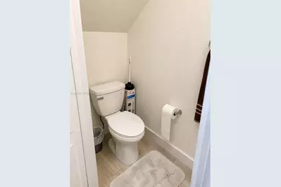 7991 NW 8th St #110, Miami, FL 33126 - Photo 9