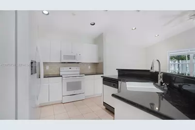 [Address not provided], Weston, FL 33327 - Photo 13