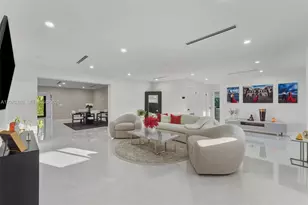 2825 SW 79th Ct, Miami, FL 33155 - Photo 5