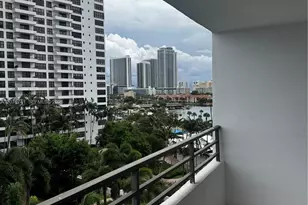 600 Three Islands Boulevard, Hallandale Beach, FL 33009 - Photo 5