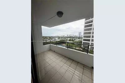 600 Three Islands Blvd #622, Hallandale Beach, FL 33009 - Photo 7