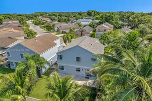 223 SW 159th Way, Sunrise, FL 33326 - Photo 37