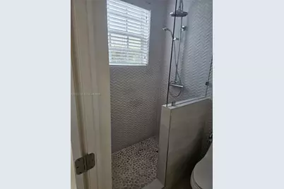 4501 NW 93rd Doral Ct, Doral, FL 33178 - Photo 9