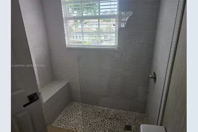4501 NW 93rd Doral Ct, Doral, FL 33178 - Photo 17