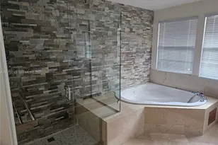 4501 NW 93rd Doral Ct, Doral, FL 33178 - Photo 21