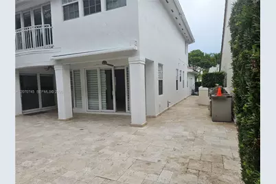 4501 NW 93rd Doral Ct, Doral, FL 33178 - Photo 13