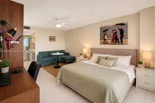 1000 Parkview Dr, Hallandale Beach, FL 33009 - Photo 5