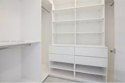 17550 Collins Ave #701, Sunny Isles Beach, FL 33160 - Photo 11
