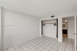 1301 NE Miami Gardens Dr, Miami, FL 33179 - Photo 21