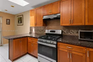 12021 SW 209th St, Miami, FL 33177 - Photo 7