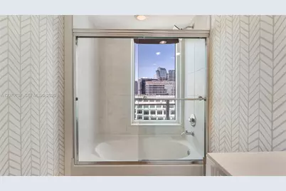 951 Brickell Ave #3801, Miami, FL 33131 - Photo 25