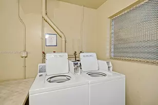 5335 NW 10th Ct, Plantation, FL 33313 - Photo 25