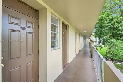 5335 NW 10th Ct #206, Plantation, FL 33313 - Photo 1