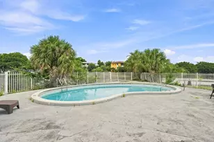 5335 NW 10th Ct, Plantation, FL 33313 - Photo 23