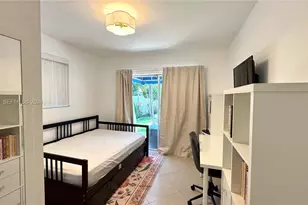 1611 71st St, Miami Beach, FL 33141 - Photo 11