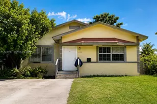 1935 NW 76th St, Miami, FL 33147 - Photo 1