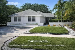 165 SW 5th Ct, Deerfield Beach, FL 33441 - Photo 1