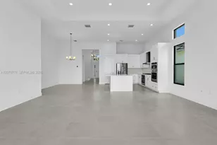 10032 Stockrun Dr, Palm Beach Gardens, FL 33412 - Photo 11