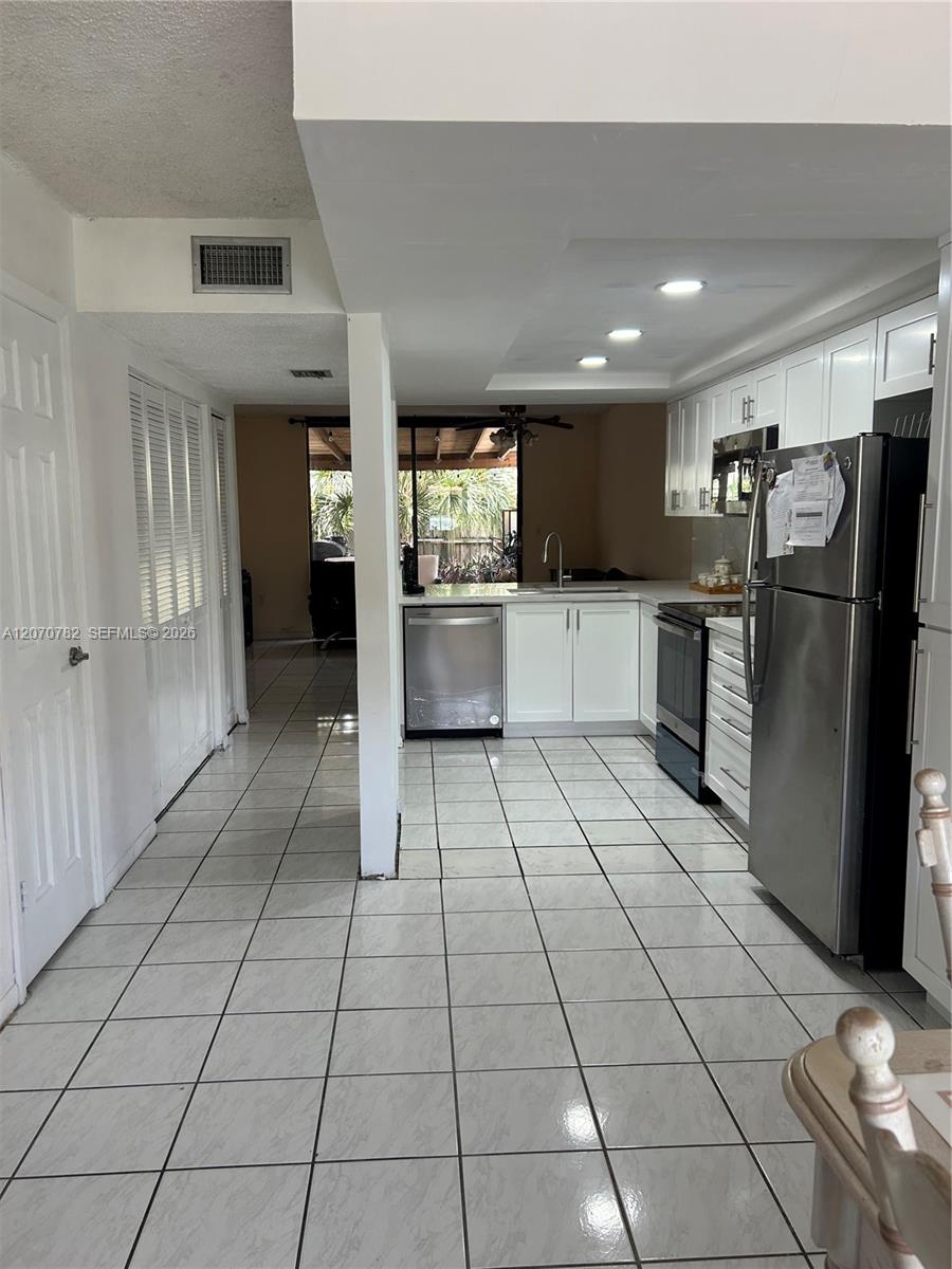 12242 SW 16th Terrace #102-L - 12242 SW 16th Terrace #102-L, Miami, FL 33175 Luxury Property | Jose Angel Pina
