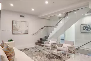 455 NE 39th St, Miami, FL 33137 - Photo 13