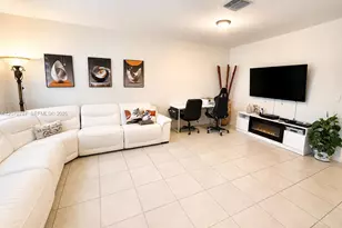 18324 SW 148th Rd, Miami, FL 33187 - Photo 3