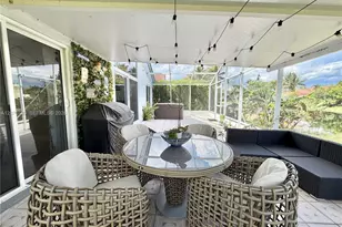 415 NW 165th Ave, Pembroke Pines, FL 33028 - Photo 41