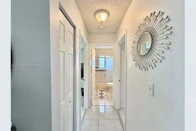 415 NW 165th Ave, Pembroke Pines, FL 33028 - Photo 39