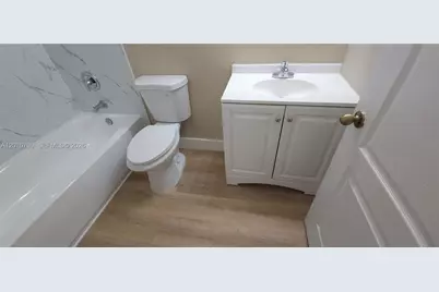 1662 SE 27th Dr #208, Homestead, FL 33035 - Photo 9