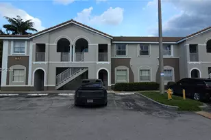 1662 SE 27th Dr, Homestead, FL 33035 - Photo 1
