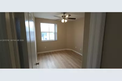 1662 SE 27th Dr #208, Homestead, FL 33035 - Photo 5