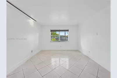 8411 NW 8th St #102, Miami, FL 33126 - Photo 15