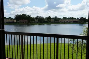 9842 Nob Hill Ln, Sunrise, FL 33351 - Photo 7